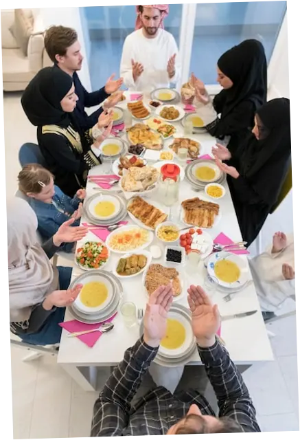 Iftar di Bulan Suci Ramadan: Menjalin Silaturahmi dan Meningkatkan Kepedulian Sosial