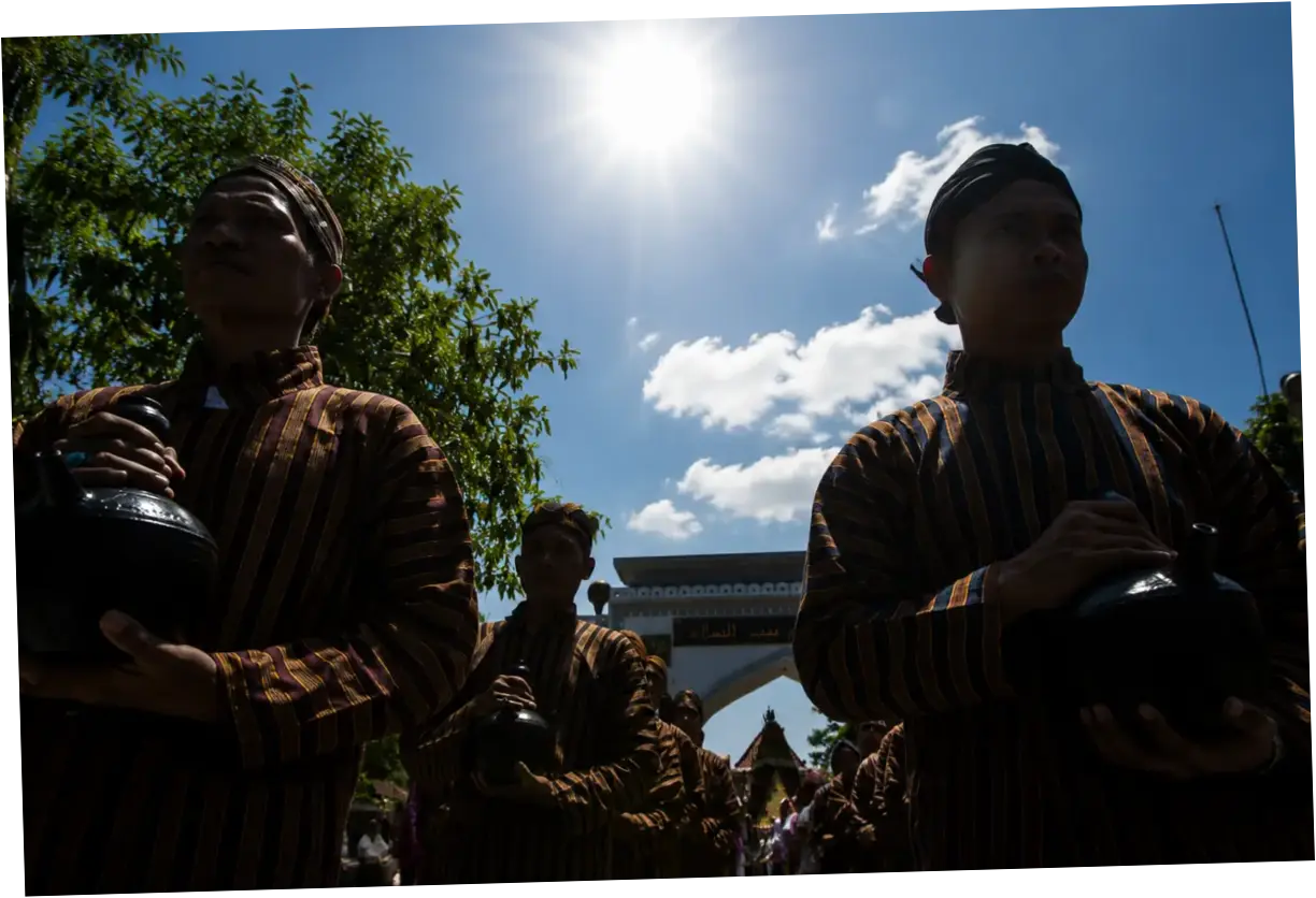 Malam 1 Suro 2026: Tradisi dan Perayaan di Jawa