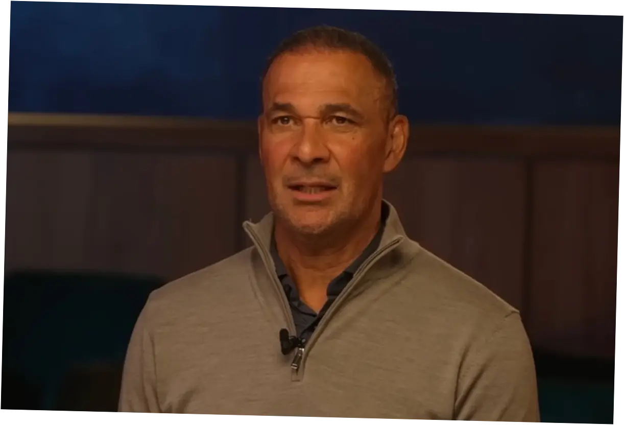 Ruud Gullit: Antara Kritik terhadap Imigrasi dan Penggemar Sepak Bola